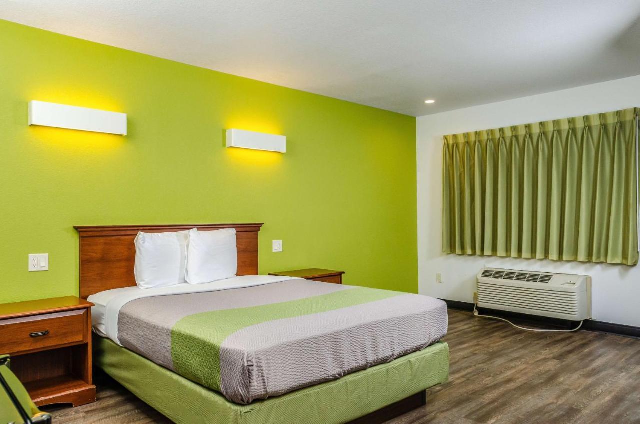 Motel 6 Oakdale, Ca Eksteriør billede