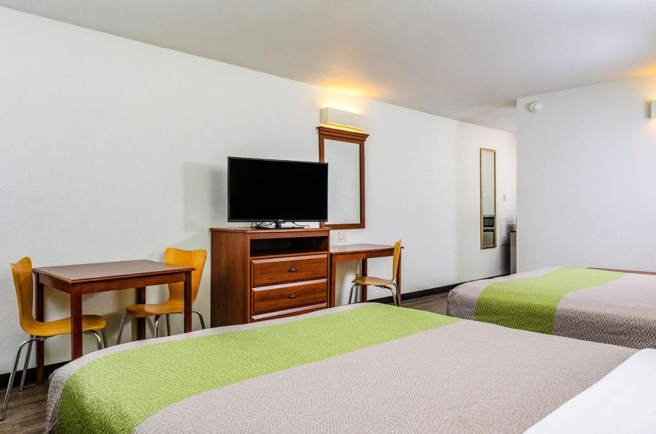 Motel 6 Oakdale, Ca Eksteriør billede