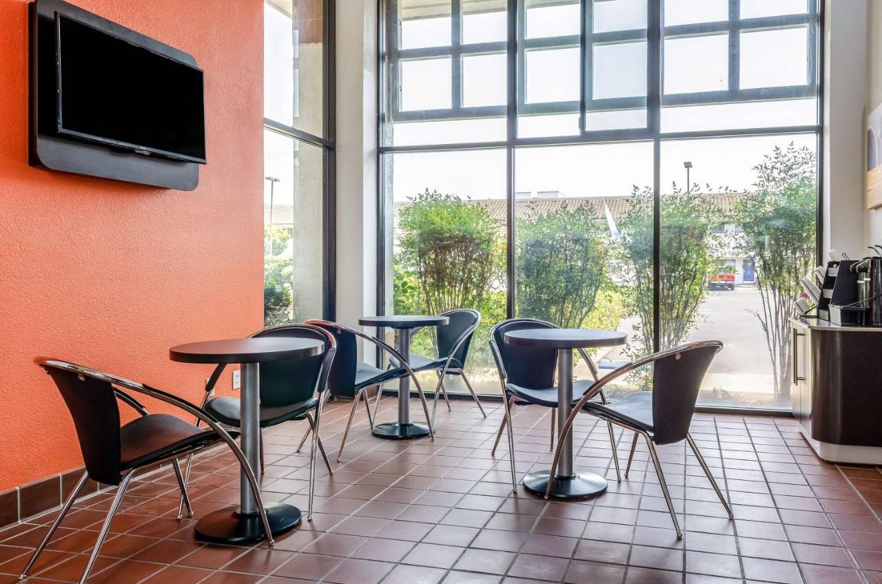 Motel 6 Oakdale, Ca Eksteriør billede