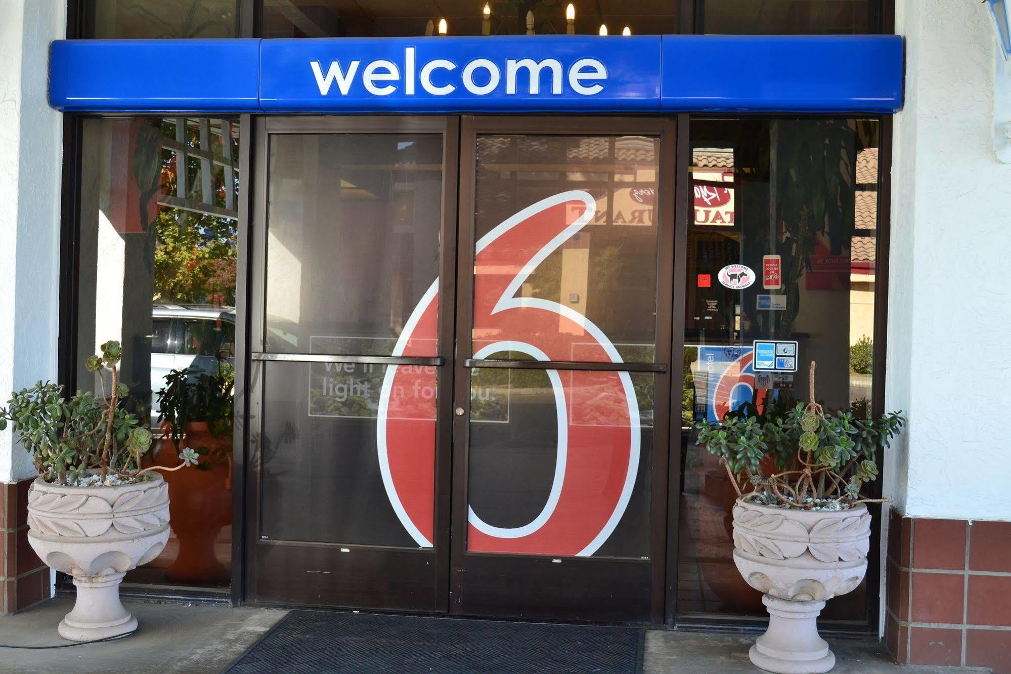 Motel 6 Oakdale, Ca Eksteriør billede