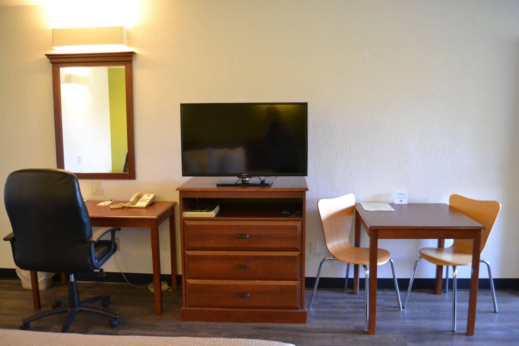 Motel 6 Oakdale, Ca Eksteriør billede